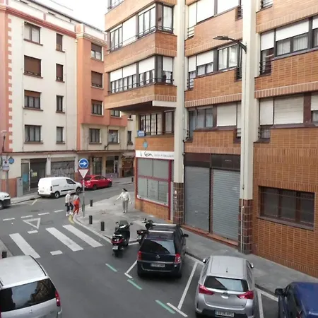 דירה Viana Urban , Cozy 2br Near Old Town *
