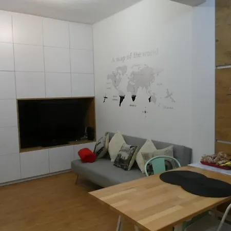 شقة Viana Urban , Cozy 2br Near Old Town