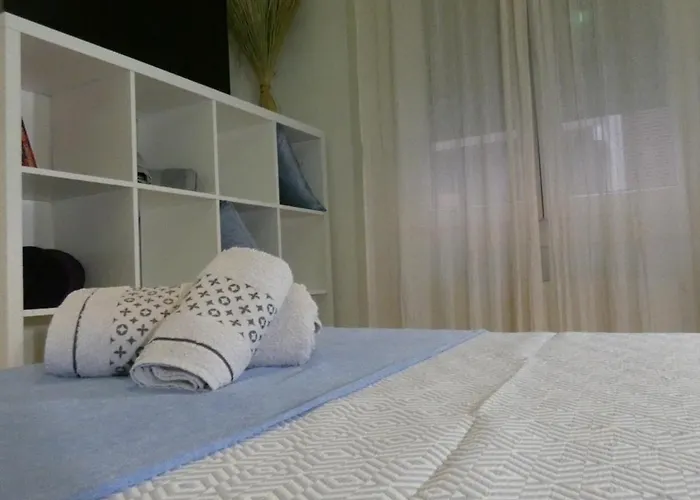 דירה Viana Urban , Cozy 2br Near Old Town