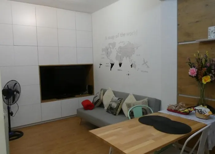 דירה Viana Urban , Cozy 2br Near Old Town