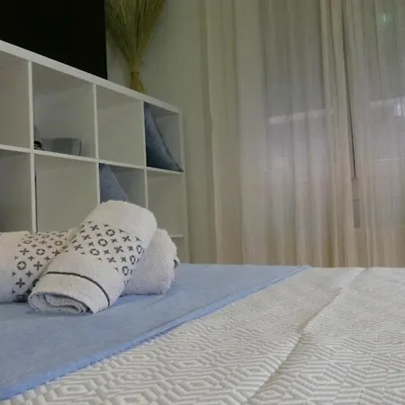 아파트 Viana Urban , Cozy 2br Near Old Town
